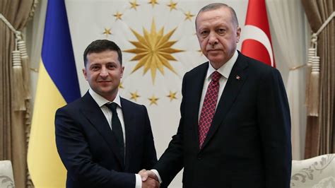 Z­e­l­e­n­s­k­i­y­ ­T­ü­r­k­i­y­e­­y­e­ ­g­e­l­i­y­o­r­:­ ­E­r­d­o­ğ­a­n­­l­a­ ­g­ö­r­ü­ş­e­c­e­k­